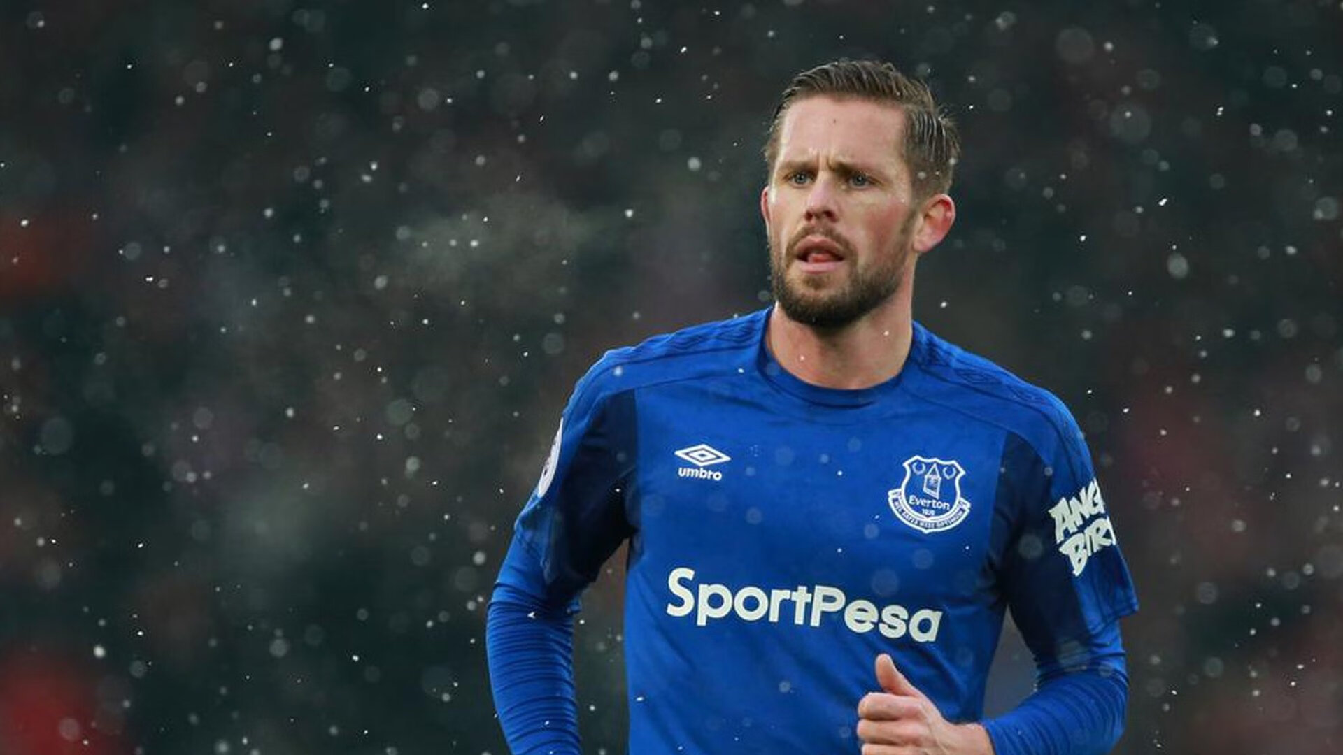 意甲:米兰双雄激战,积分差距已缩小到1分,米兰豪取6连胜登顶意甲